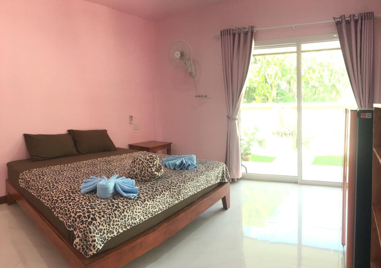 Pk Family House Hotel Ko Mook Exterior photo