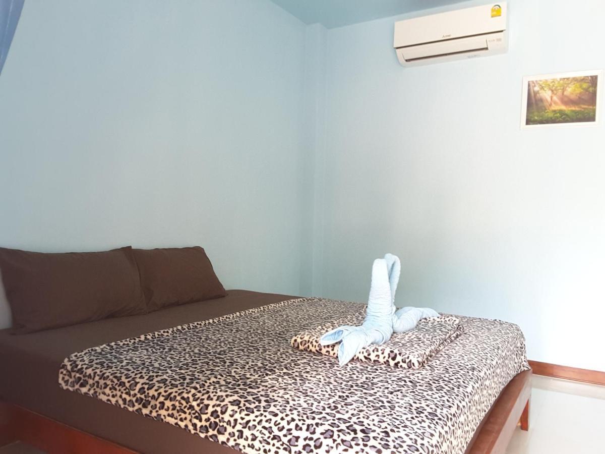 Pk Family House Hotel Ko Mook Exterior photo